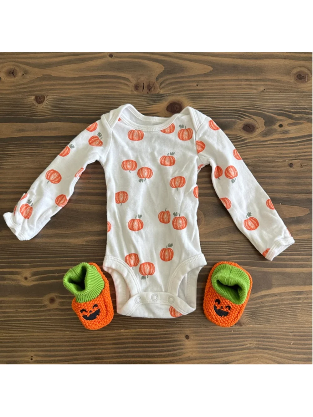 Carter's Newborn Pumpkin Bodysuit Booties Set Halloween Baby 0M